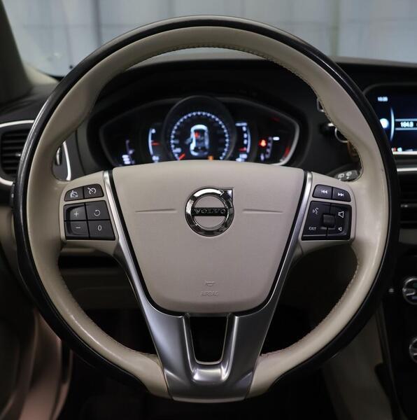 Volvo V40 vaihtoauto