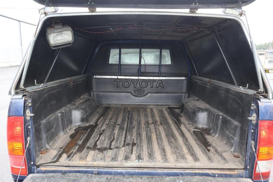 Toyota Hilux vaihtoauto