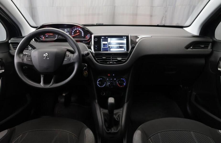 Peugeot 208 vaihtoauto