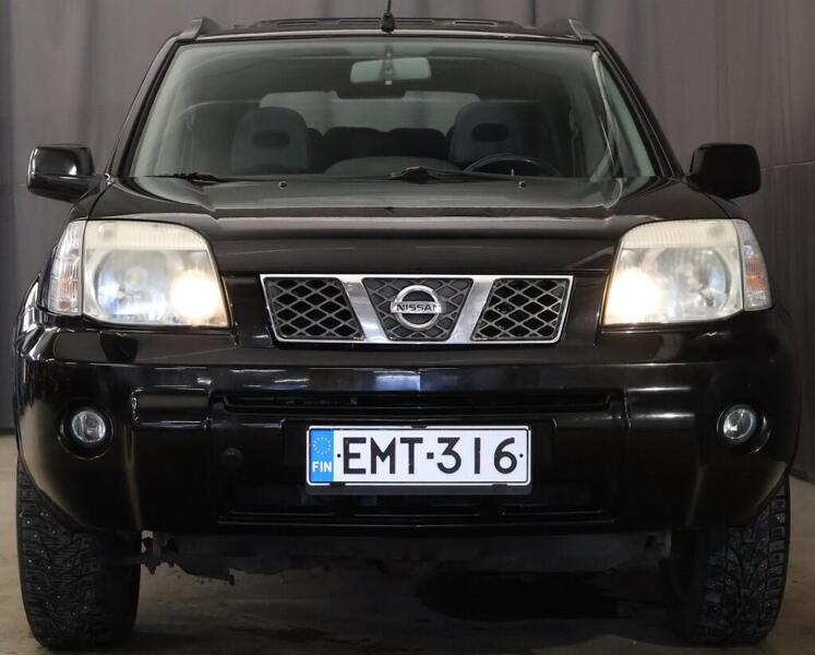 Nissan X-Trail vaihtoauto