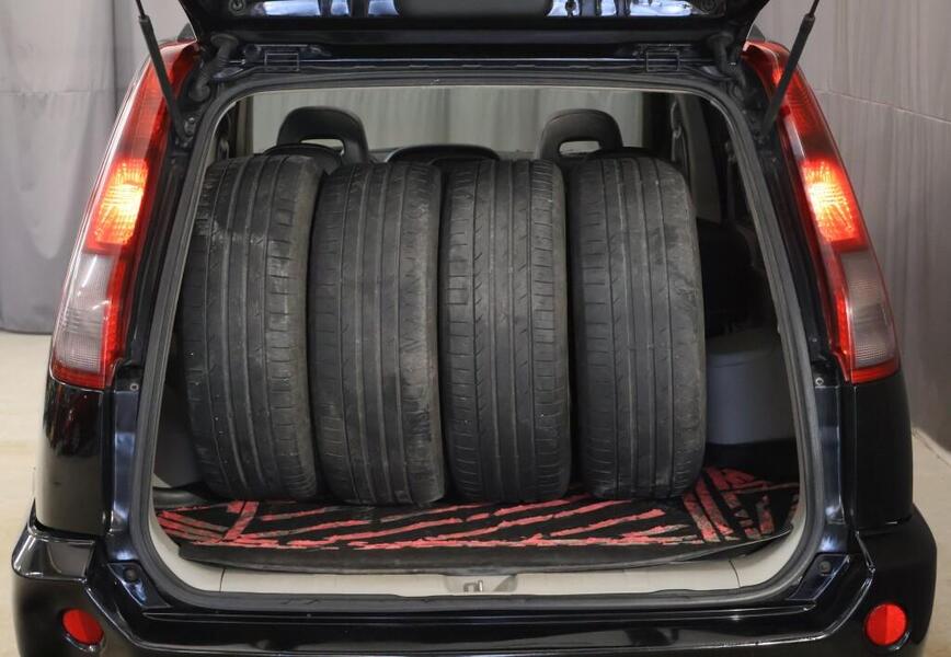 Nissan X-Trail vaihtoauto