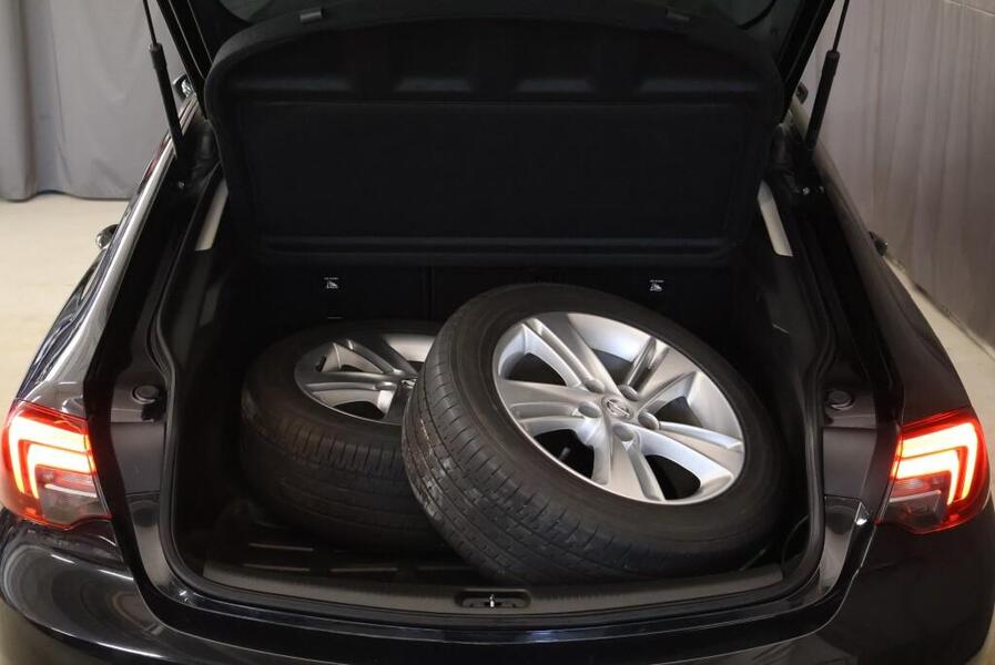 Opel Insignia vaihtoauto