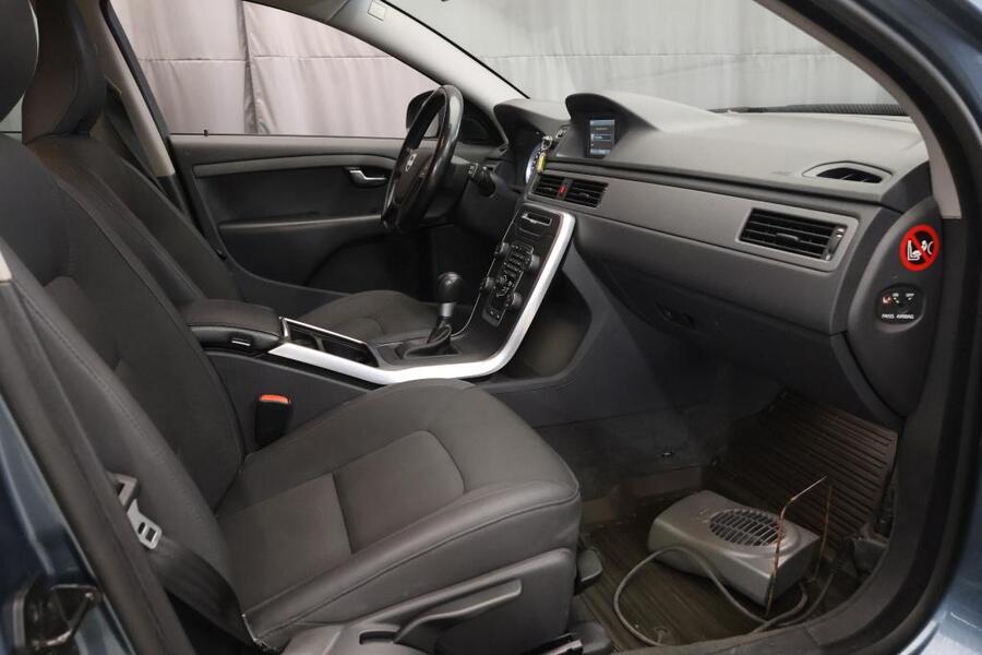 Volvo V70 vaihtoauto