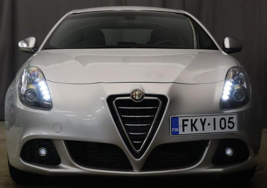 Alfa Romeo Giulietta vaihtoauto