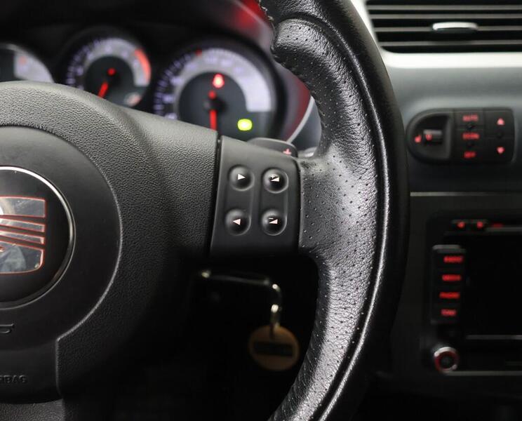 SEAT Leon vaihtoauto