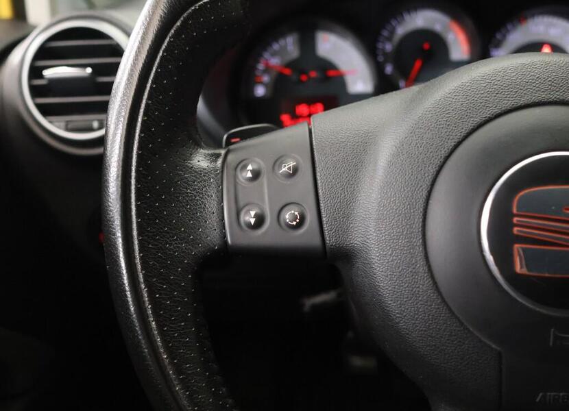 SEAT Leon vaihtoauto