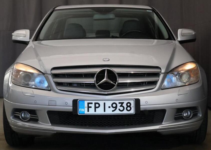 Mercedes-Benz C vaihtoauto