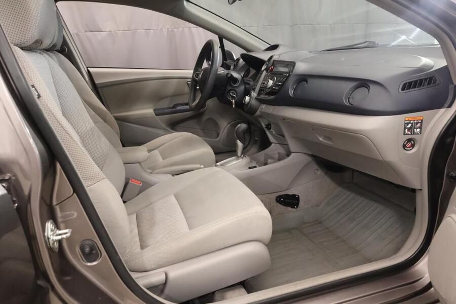 Honda Insight vaihtoauto