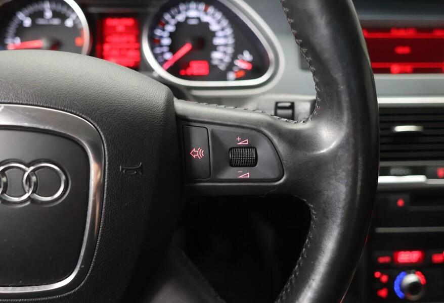 Audi Q7 vaihtoauto