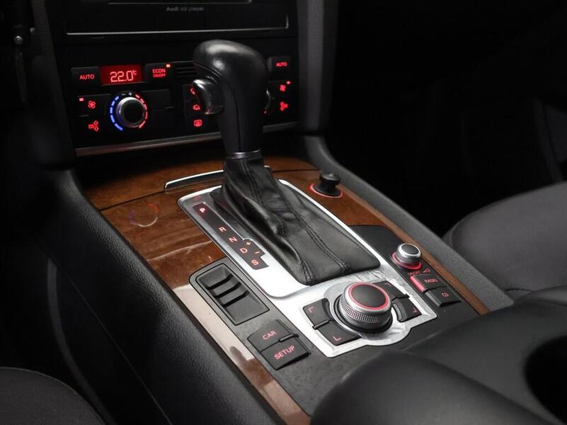 Audi Q7 vaihtoauto