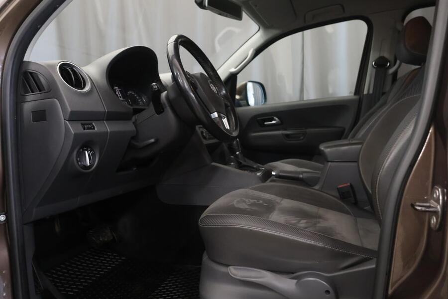 Volkswagen Amarok vaihtoauto