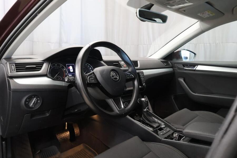 Skoda Superb vaihtoauto