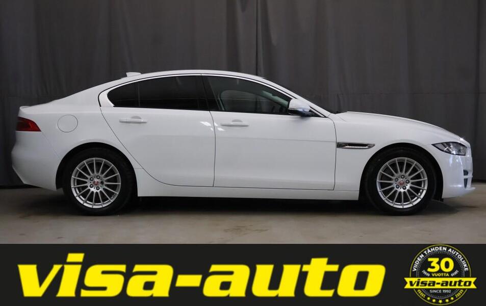 Jaguar XE vaihtoauto