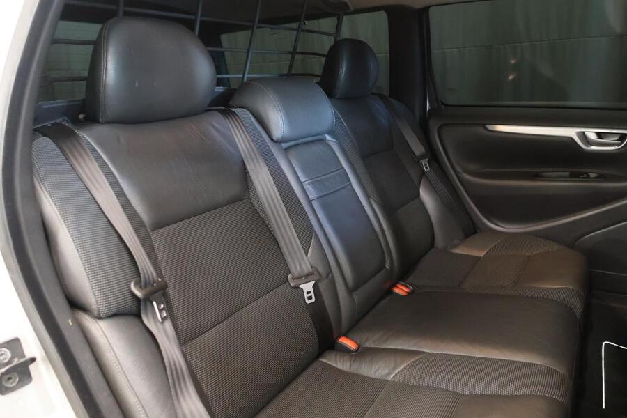 Volvo V70 vaihtoauto