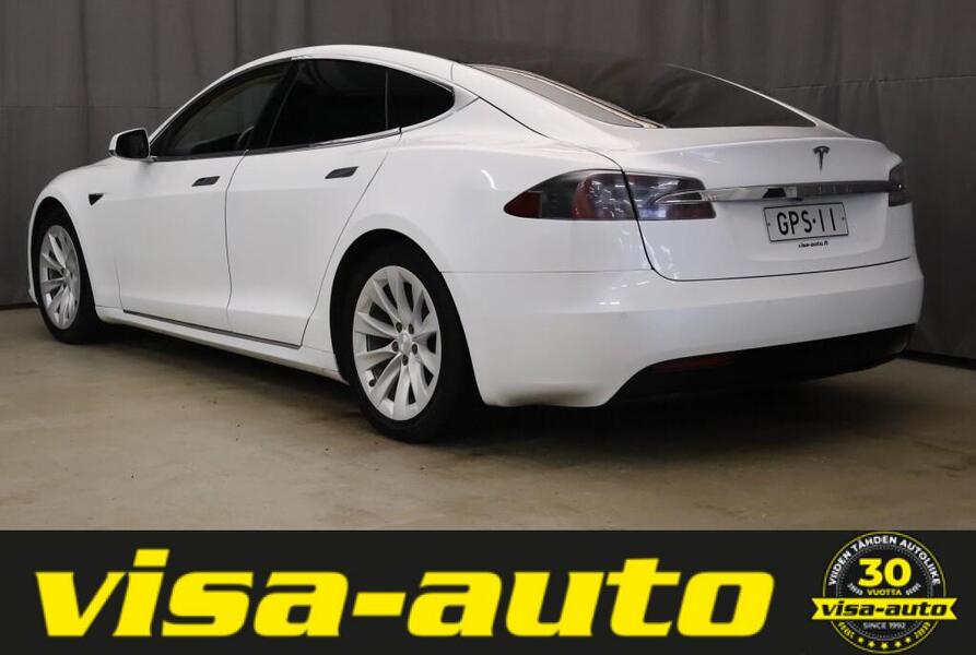 Tesla Model S vaihtoauto