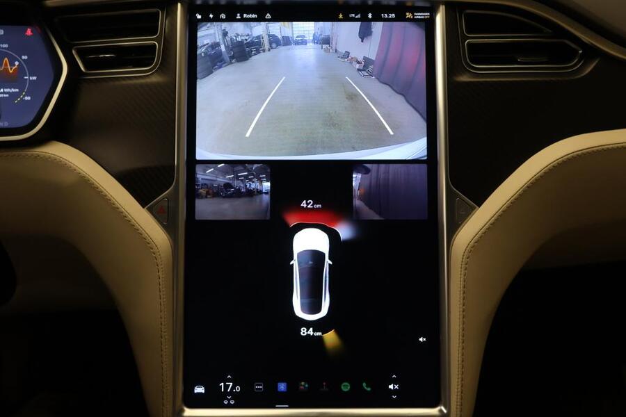 Tesla Model S vaihtoauto