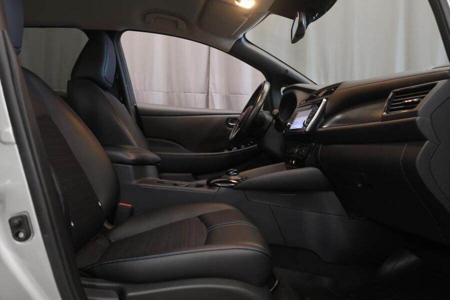 Nissan Leaf vaihtoauto