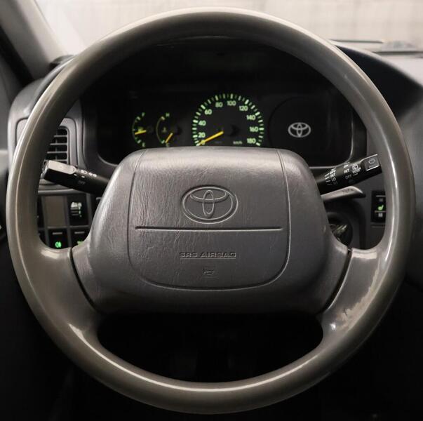 Toyota Hiace vaihtoauto