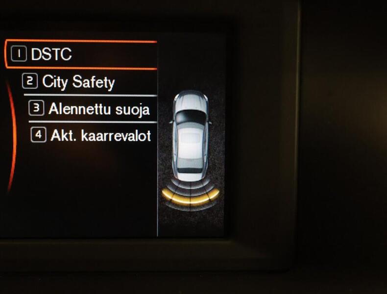 Volvo V70 vaihtoauto