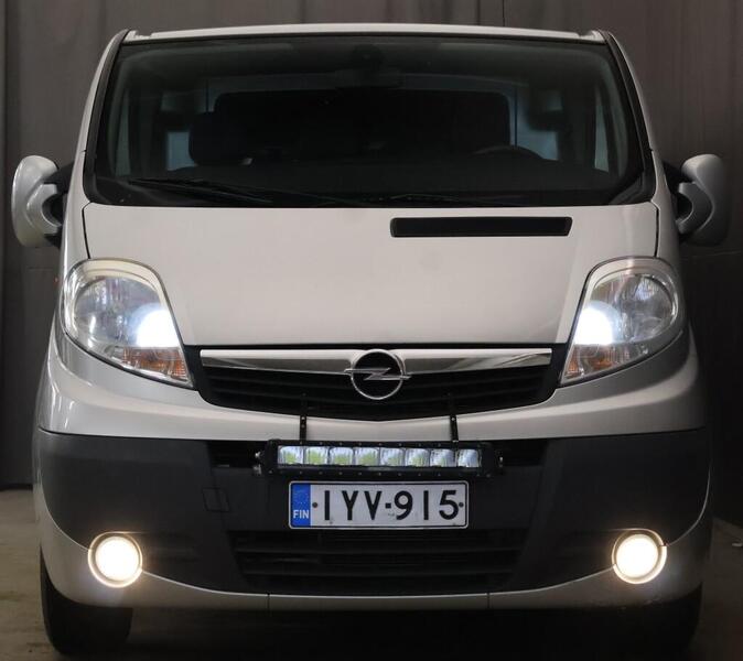Opel Vivaro vaihtoauto