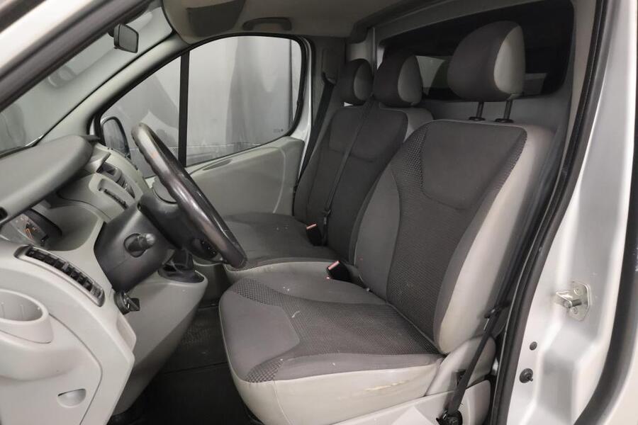 Opel Vivaro vaihtoauto