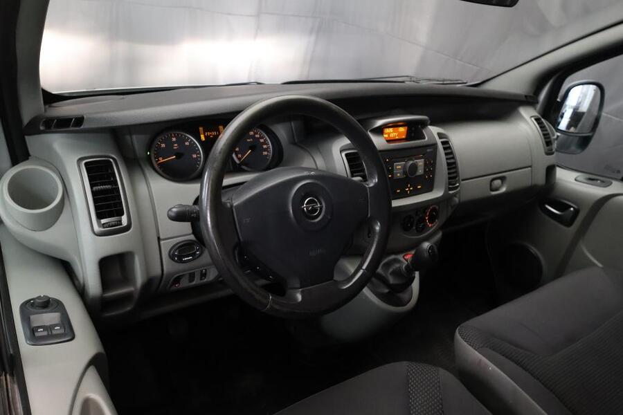 Opel Vivaro vaihtoauto