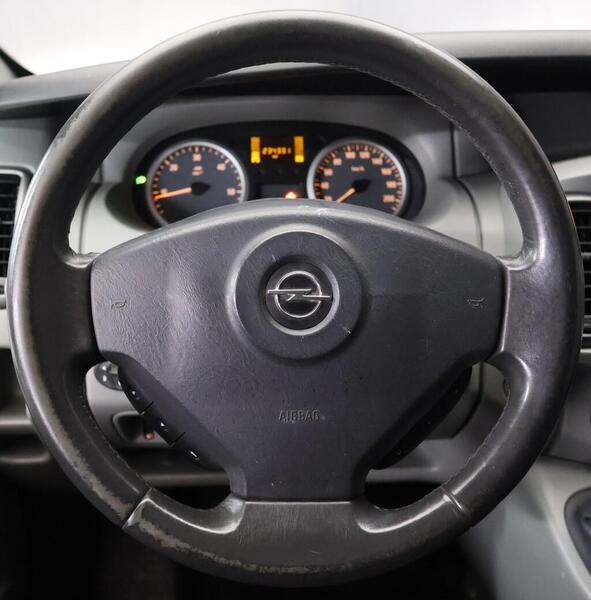 Opel Vivaro vaihtoauto