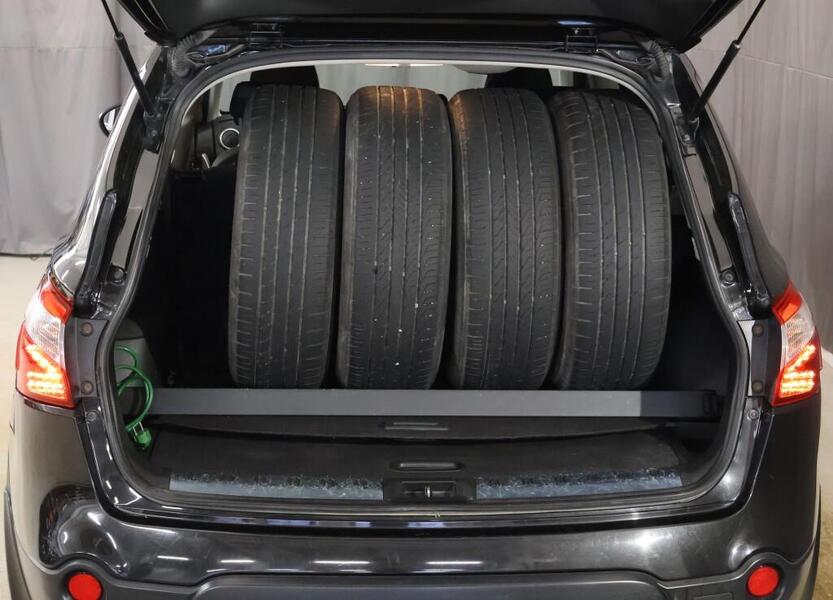 Nissan Qashqai+2 vaihtoauto