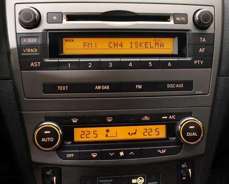 Toyota Avensis vaihtoauto