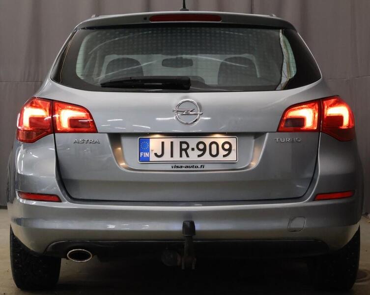 Opel Astra vaihtoauto