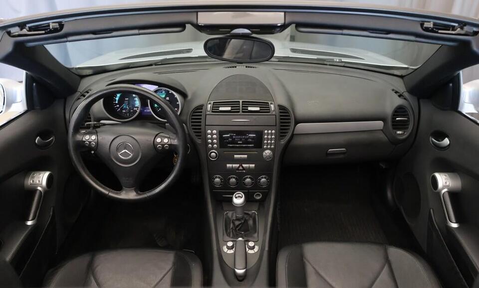 Mercedes-Benz SLK vaihtoauto