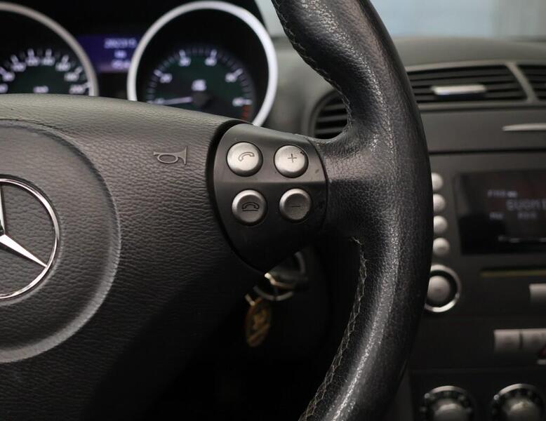 Mercedes-Benz SLK vaihtoauto