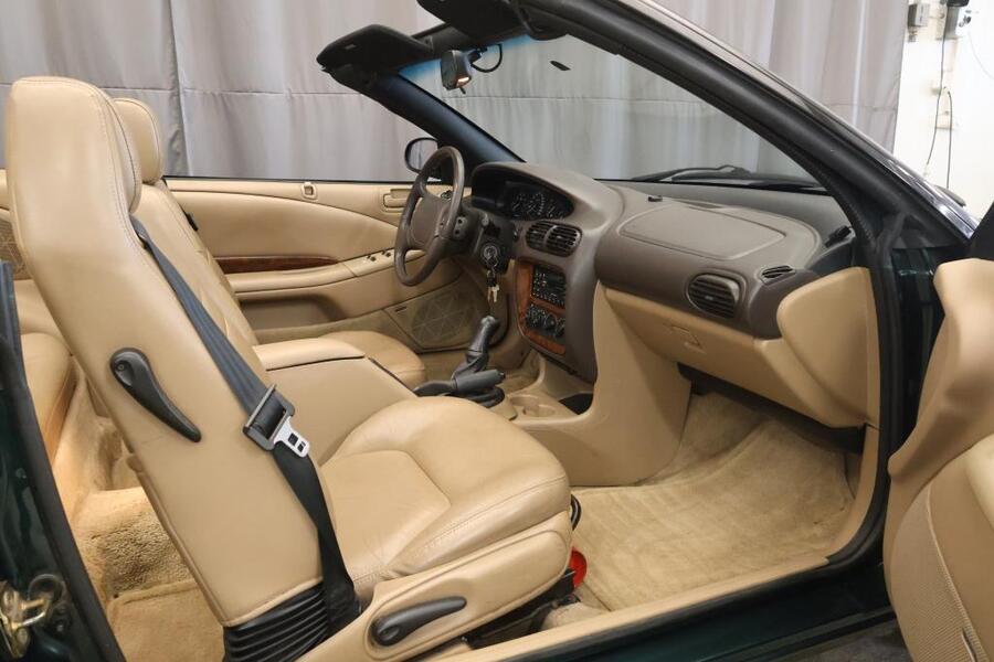 Chrysler Stratus vaihtoauto