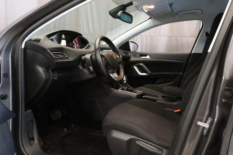 Peugeot 308 vaihtoauto