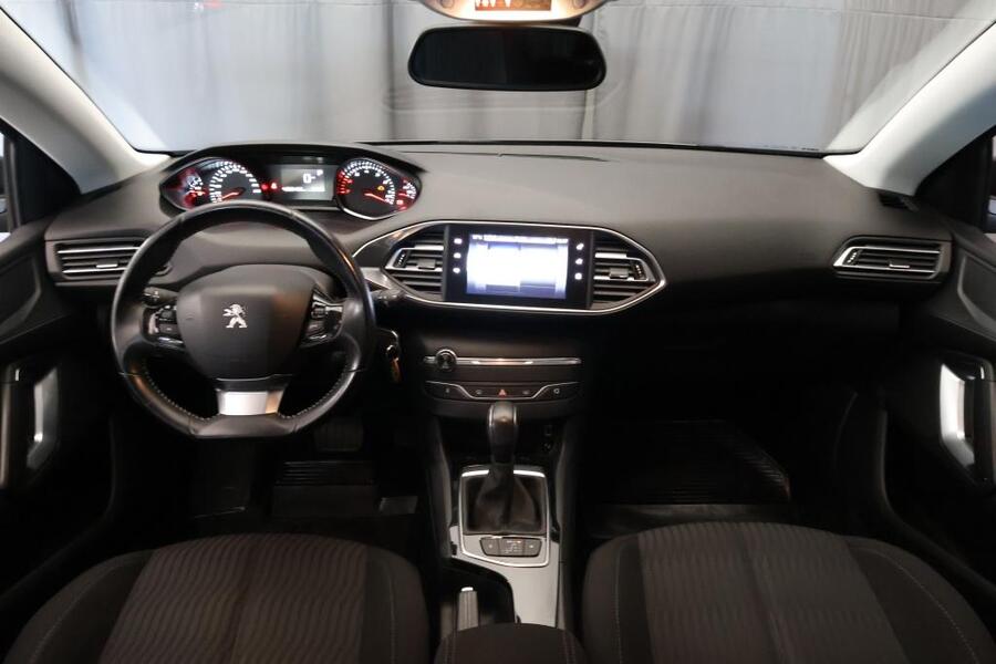Peugeot 308 vaihtoauto