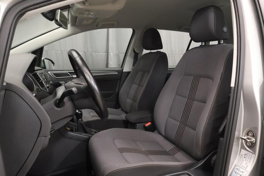 Volkswagen Golf Sportsvan vaihtoauto