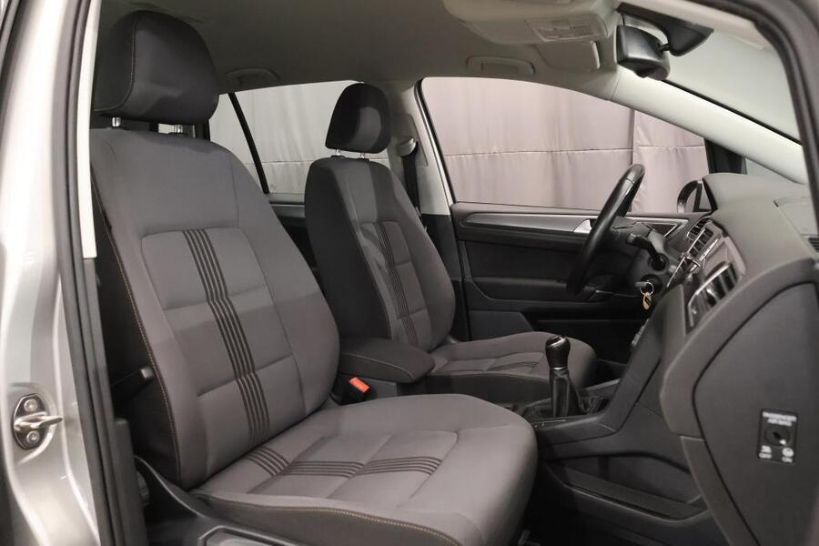 Volkswagen Golf Sportsvan vaihtoauto