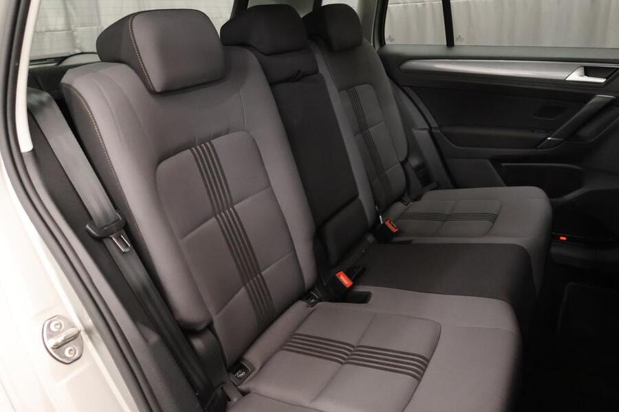 Volkswagen Golf Sportsvan vaihtoauto