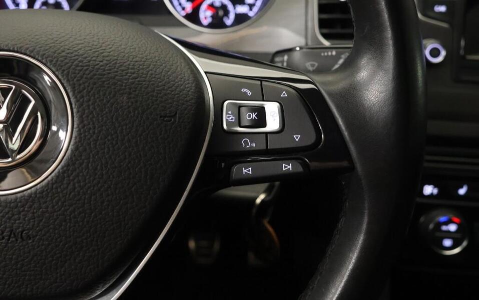 Volkswagen Golf Sportsvan vaihtoauto