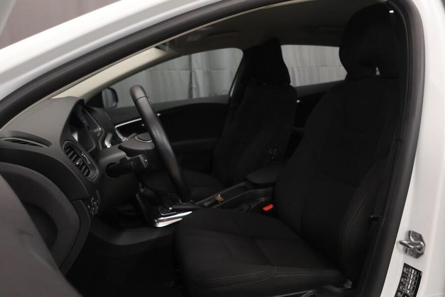 Volvo V40 Cross Country vaihtoauto