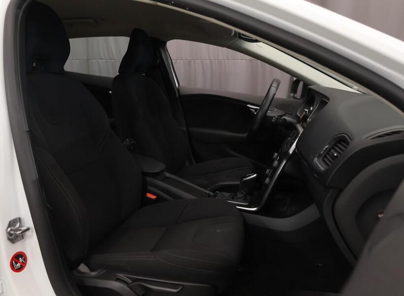 Volvo V40 Cross Country vaihtoauto