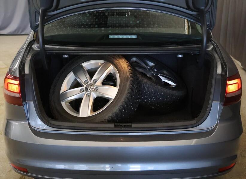 Volkswagen Jetta vaihtoauto