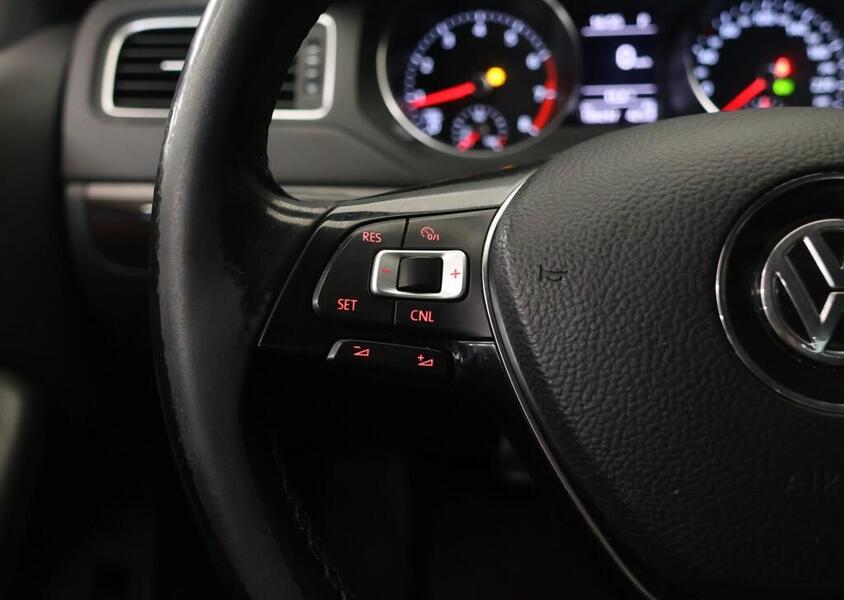 Volkswagen Jetta vaihtoauto