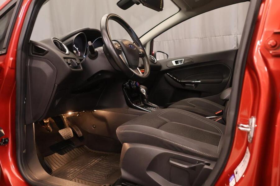 Ford Fiesta vaihtoauto