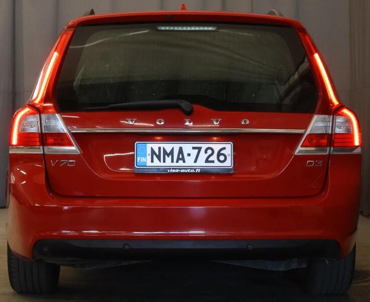 Volvo V70 vaihtoauto