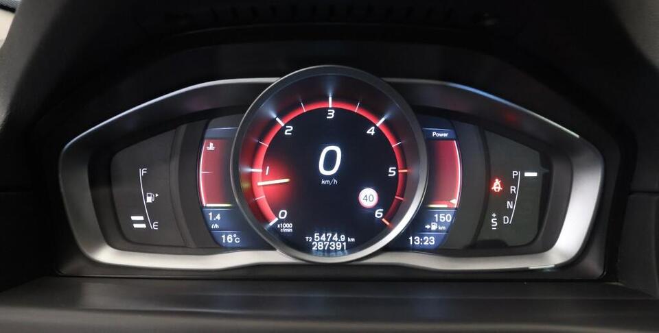 Volvo V70 vaihtoauto