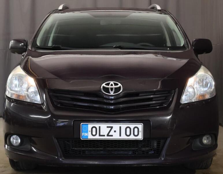 Toyota Verso vaihtoauto