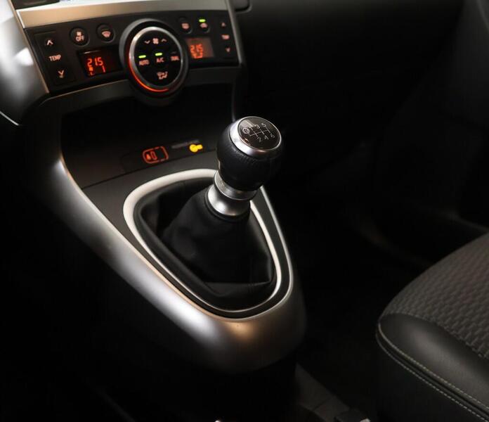 Toyota Verso vaihtoauto