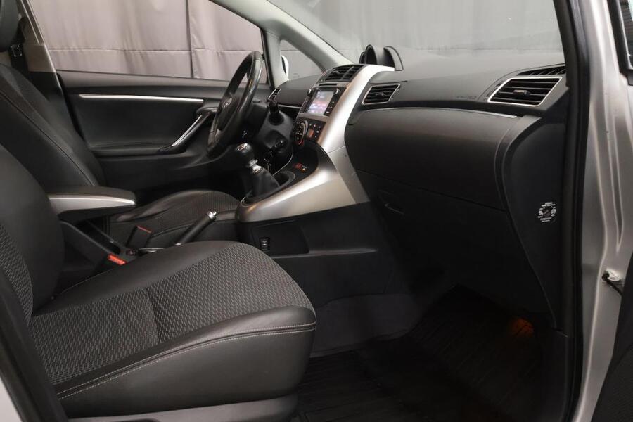 Toyota Verso vaihtoauto