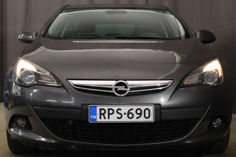 Opel Astra vaihtoauto